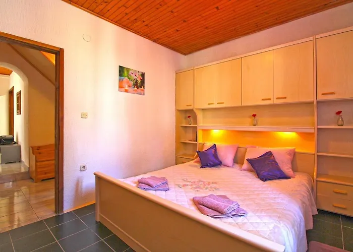 Luka 2192 Apartman *
